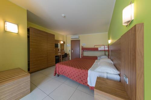 Imagen de la habitación del Hotel La Ninfea, Montesilvano. Foto 6