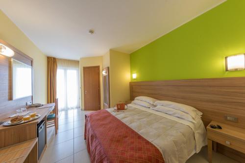 Imagen de la habitación del Hotel La Ninfea, Montesilvano. Foto 7