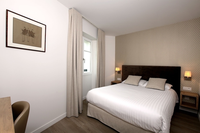 Imagen de la habitación del Hotel La Nivelle. Foto 14