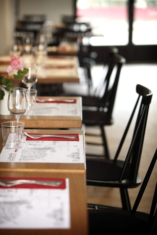 Imagen del bar/restaurante del Hotel La Nivelle. Foto 8