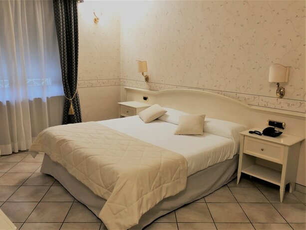 Imagen de la habitación del Hotel La Noce. Foto 17
