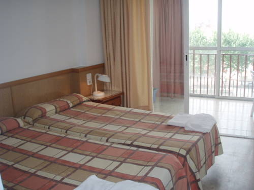 Imagen de la habitación del Hotel La Oca. Foto 3