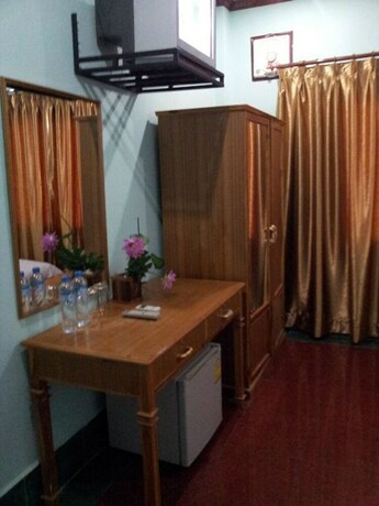 Imagen de la habitación del Hotel La Ong Dao 2. Foto 21