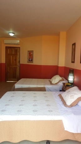 Imagen de la habitación del Hotel La Otra Banda. Foto 6