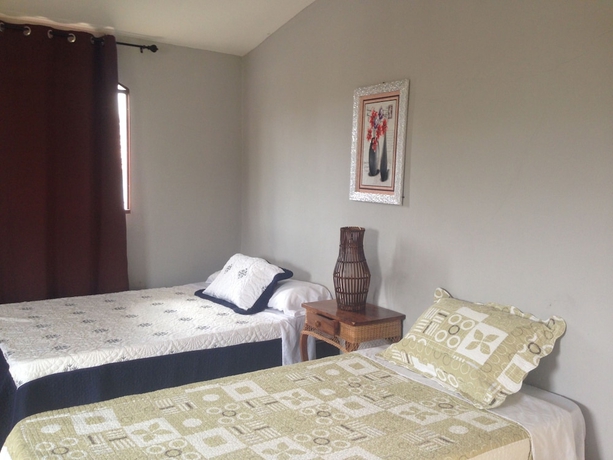 Imagen de la habitación del Hotel La Otra Banda. Foto 13