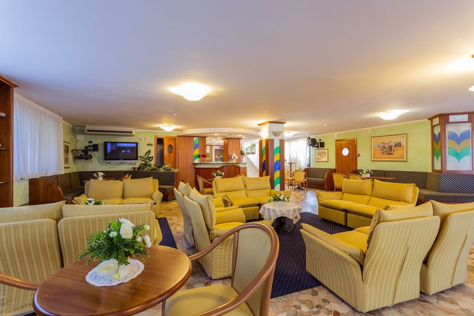 Imagen de los interiores del Hotel La Pace, Bellaria-Igea Marina. Foto 18