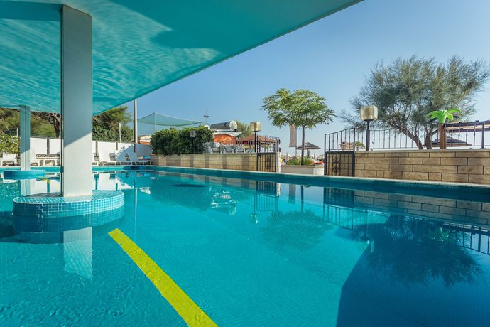 Imagen de la piscina del Hotel La Pace, Bellaria-Igea Marina. Foto 19