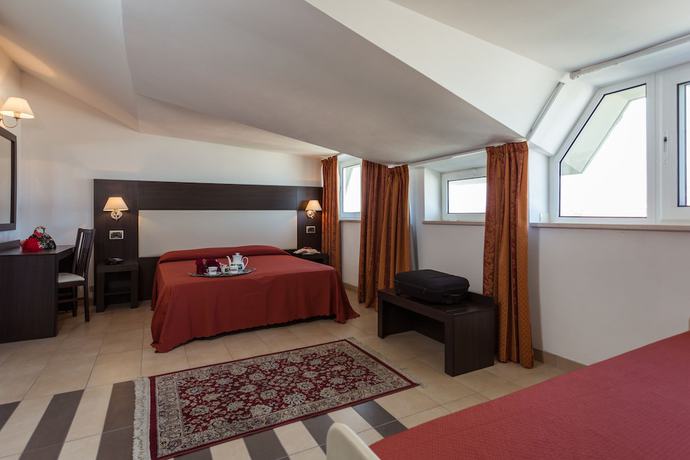 Imagen de la habitación del Hotel La Pace, Bellaria-Igea Marina. Foto 11