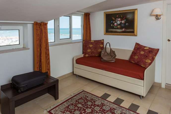Imagen de la habitación del Hotel La Pace, Bellaria-Igea Marina. Foto 14
