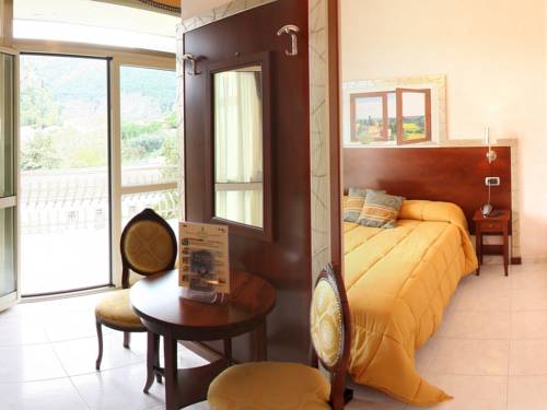 Imagen de la habitación del Hotel La Pace, Cassino. Foto 5