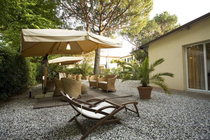 Imagen general del Hotel La Pace, Forte de Marmi. Foto 1