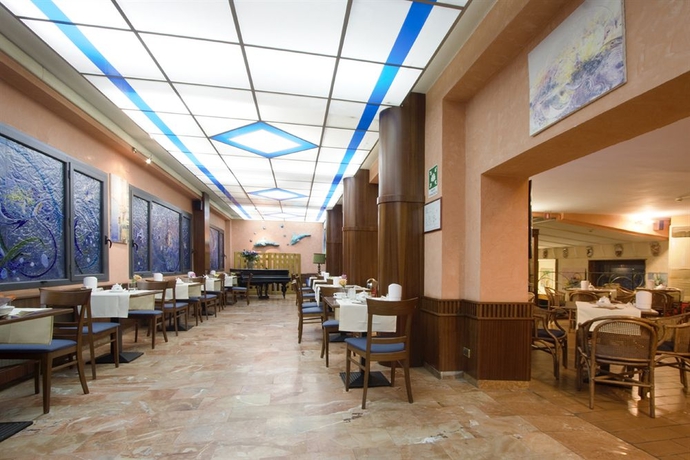 Imagen del bar/restaurante del Hotel La Pace, Pisa. Foto 6