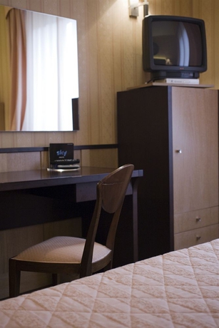 Imagen de la habitación del Hotel La Pace, Pisa. Foto 9