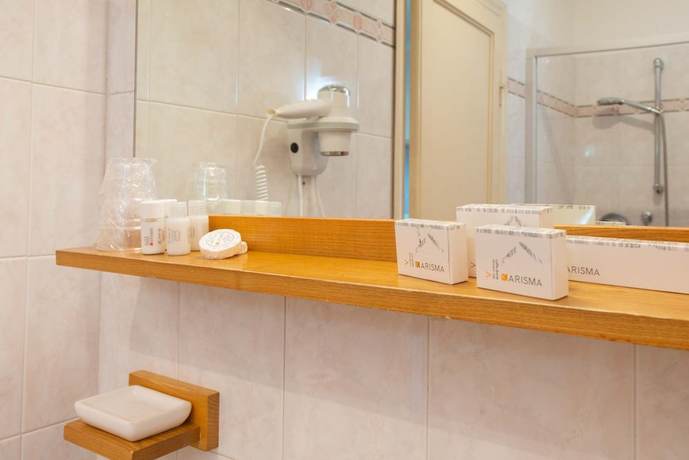 Imagen de la habitación del Hotel La Pace, Viareggio. Foto 2