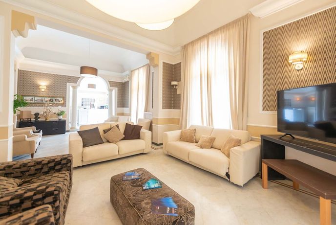 Imagen de los interiores del Hotel La Pace, Viareggio. Foto 18