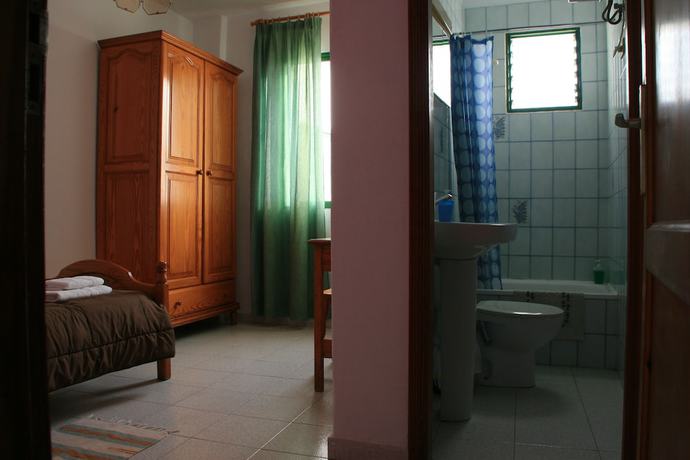 Imagen de la habitación del Hotel La Palma Hostel - Pensi&oacute;n Central. Foto 3