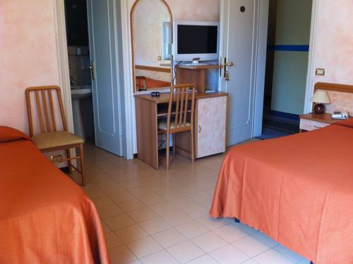 Imagen de la habitación del Hotel La Palma, Lido Di Camaiore. Foto 11