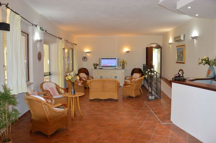 Imagen general del Hotel La Palma, San Teodoro . Foto 4