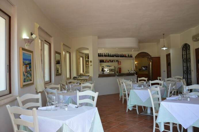 Imagen general del Hotel La Palma, San Teodoro . Foto 9
