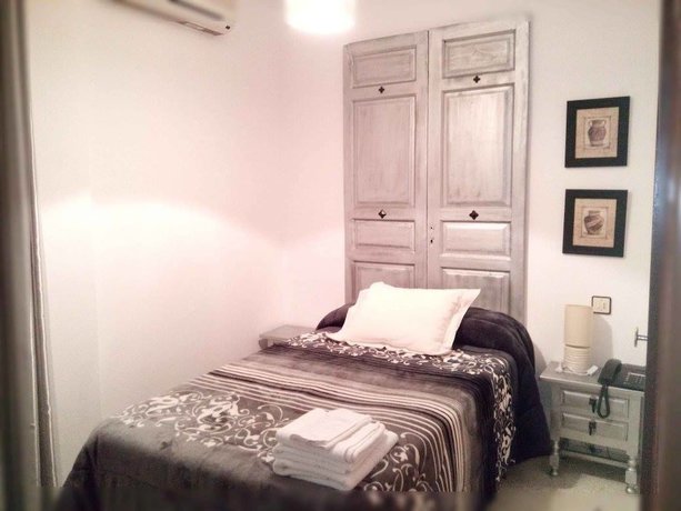 Imagen de la habitación del Hotel La Palmera, Valverde del Fresno. Foto 13