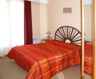 Imagen de la habitación del Hotel La Palmyre. Foto 4