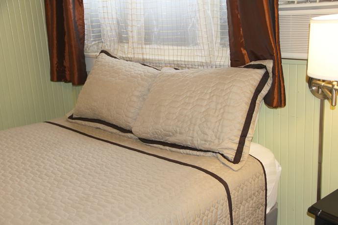 Imagen de la habitación del Hotel La Paloma Las Flores. Foto 5