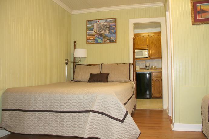 Imagen de la habitación del Hotel La Paloma Las Flores. Foto 6