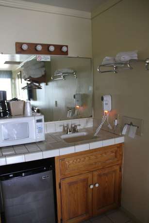Imagen de la habitación del Hotel La Paloma Las Flores. Foto 7
