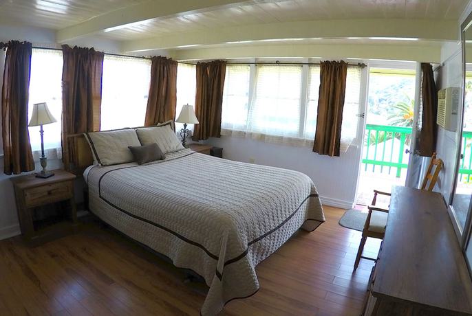 Imagen de la habitación del Hotel La Paloma Las Flores. Foto 9