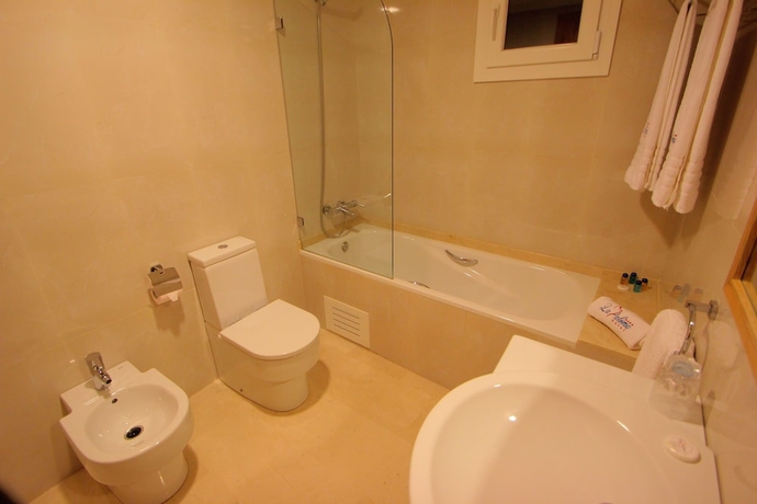 Imagen de la habitación del Hotel La Paloma, Tetuán. Foto 14