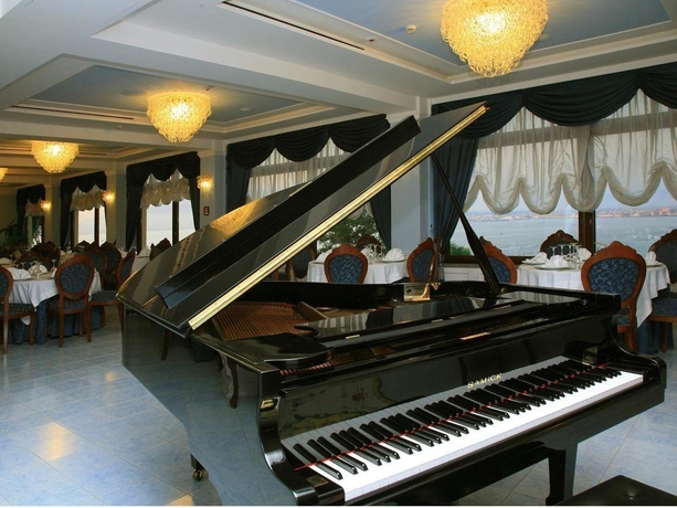 Imagen general del Hotel La Panoramica, Castellammare di Stabia. Foto 4