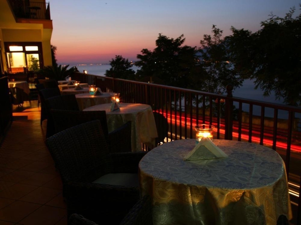 Imagen general del Hotel La Panoramica, Castellammare di Stabia. Foto 6
