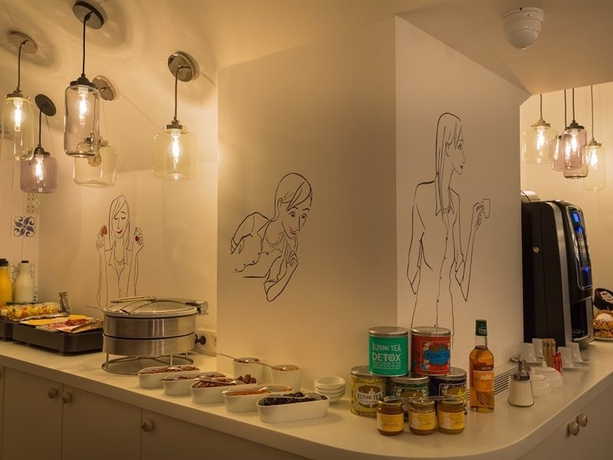 Imagen general del Hotel La Parizienne By Elegancia. Foto 13