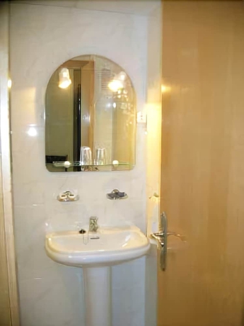 Imagen de la habitación del Hotel La Parra, Archena. Foto 13