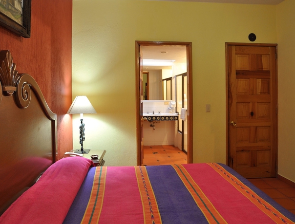 Imagen de la habitación del Hotel La Parroquia. Foto 6