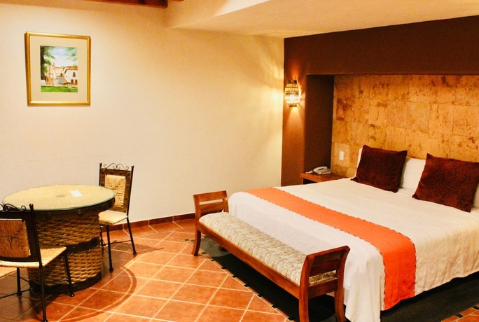 Imagen de la habitación del Hotel La Parroquia. Foto 9