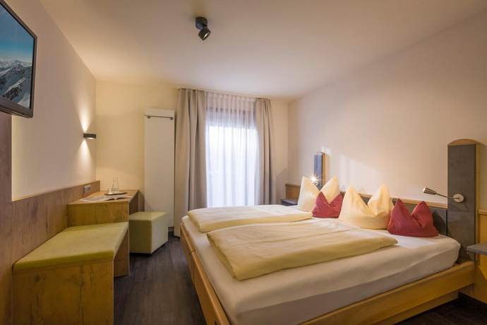 Imagen de la habitación del Hotel La Pasta Restaurant. Foto 15