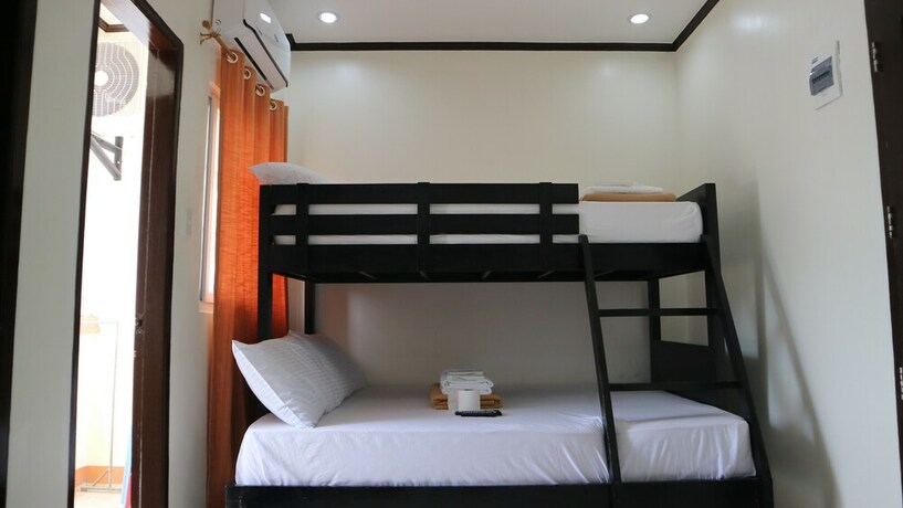 Imagen de la habitación del Hotel La Patricia de Baler. Foto 20