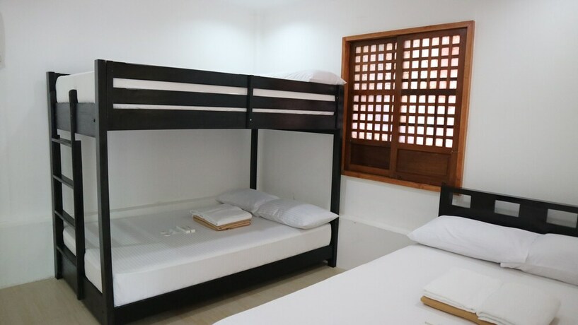 Imagen de la habitación del Hotel La Patricia de Baler. Foto 24