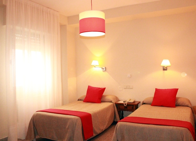 Imagen de la habitación del Hotel La Paz, Úbeda. Foto 2