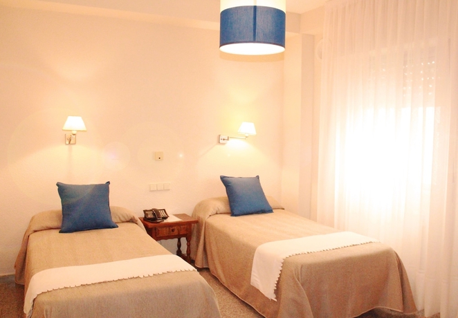 Imagen de la habitación del Hotel La Paz, Úbeda. Foto 17