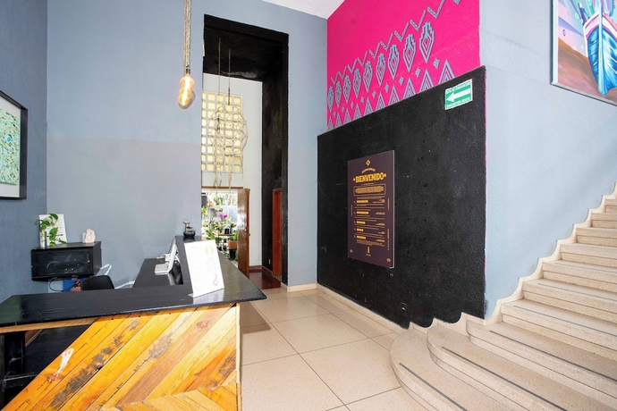 Imagen de los interiores del Hotel La Paz and Love Hostel. Foto 16