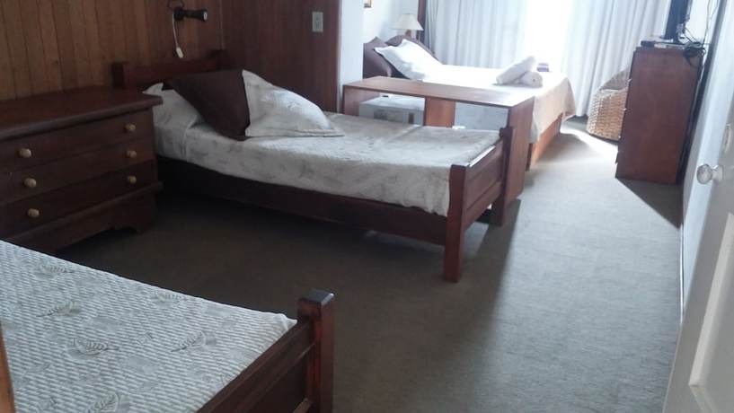 Imagen de la habitación del Hotel La Pedrera. Foto 3