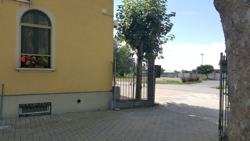 Imagen de los exteriores del Hotel La Pendola. Foto 11