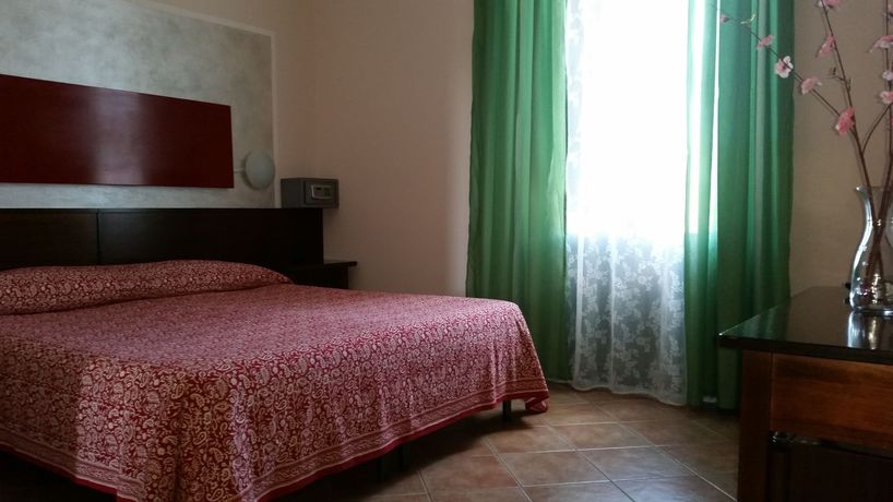 Imagen de la habitación del Hotel La Pendola. Foto 8