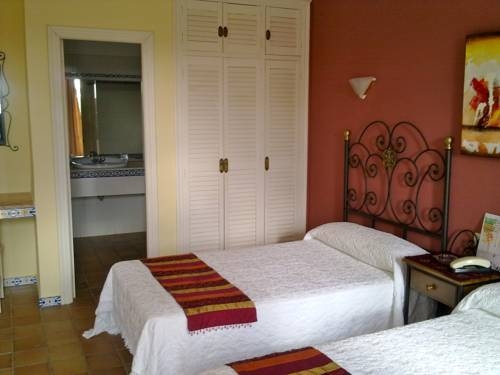 Imagen de la habitación del Hotel La Peña. Foto 9