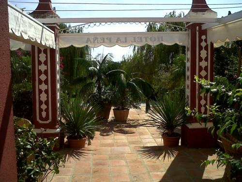 Imagen general del Hotel La Pe&ntilde;a, Tarifa. Foto 4