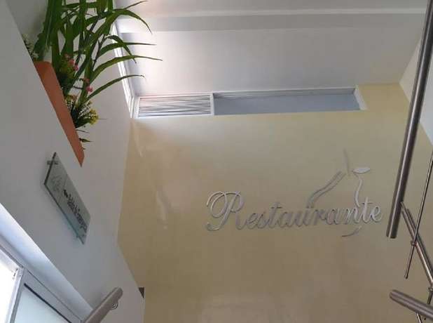 Imagen de los interiores del Hotel La Pera. Foto 17