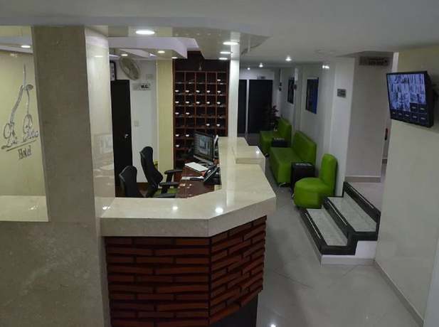 Imagen de los interiores del Hotel La Pera. Foto 20
