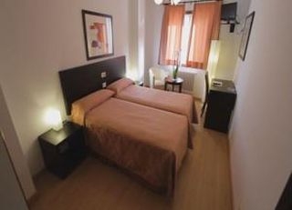 Imagen de la habitación del Hotel La Peregrina. Foto 4